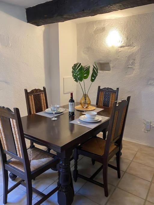 Spacious 1 Bed Home With Shared Pool Champagnac-la-Rivière Exterior foto