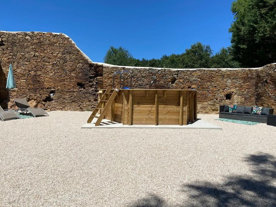 Spacious 1 Bed Home With Shared Pool Champagnac-la-Rivière Exterior foto